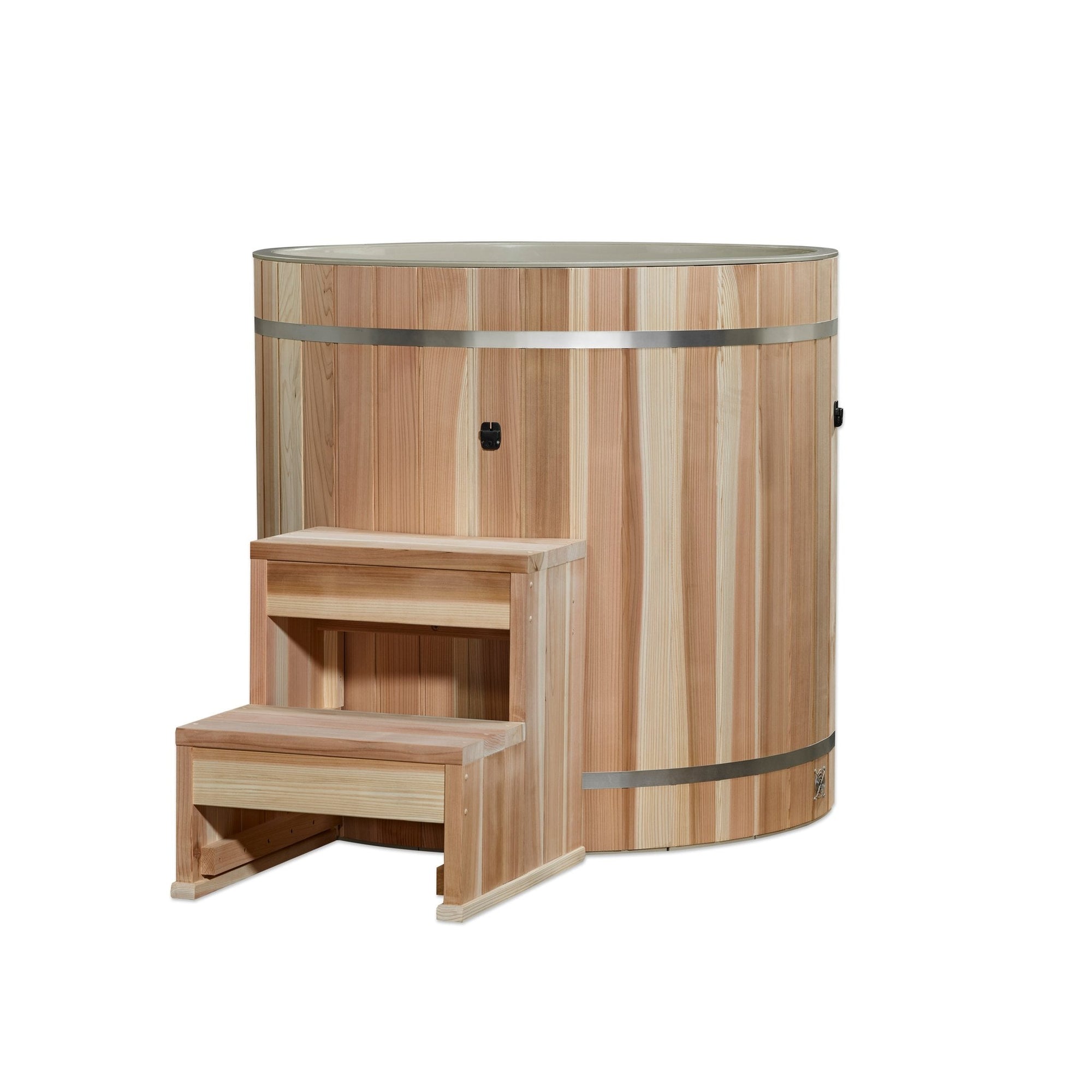 Green lined cedar barrel cold plunge tub seen from the front